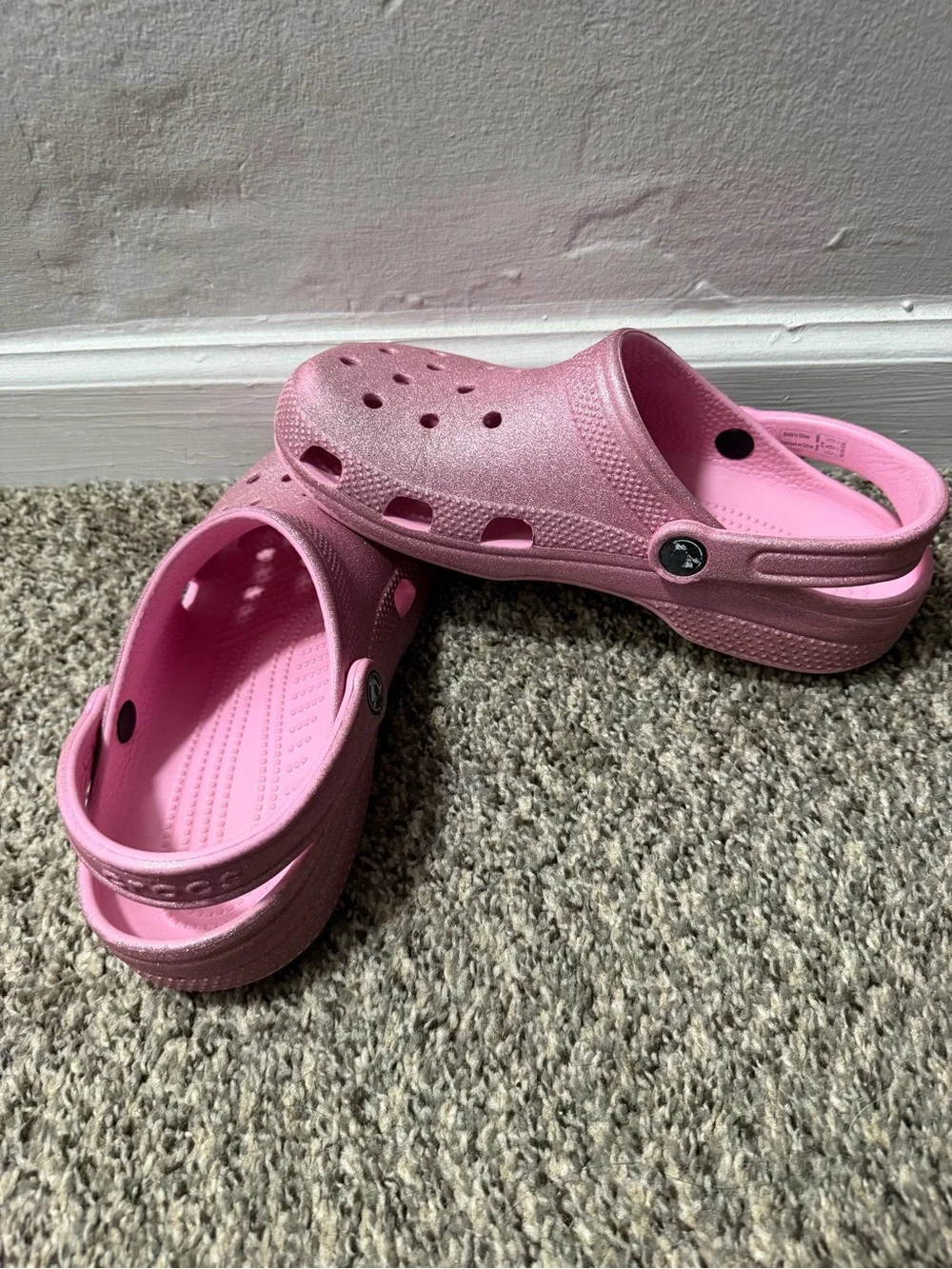 CROCS sparkling pink